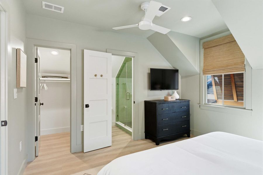 Furnished interior view inside a new home in , Charleston (Image 45).