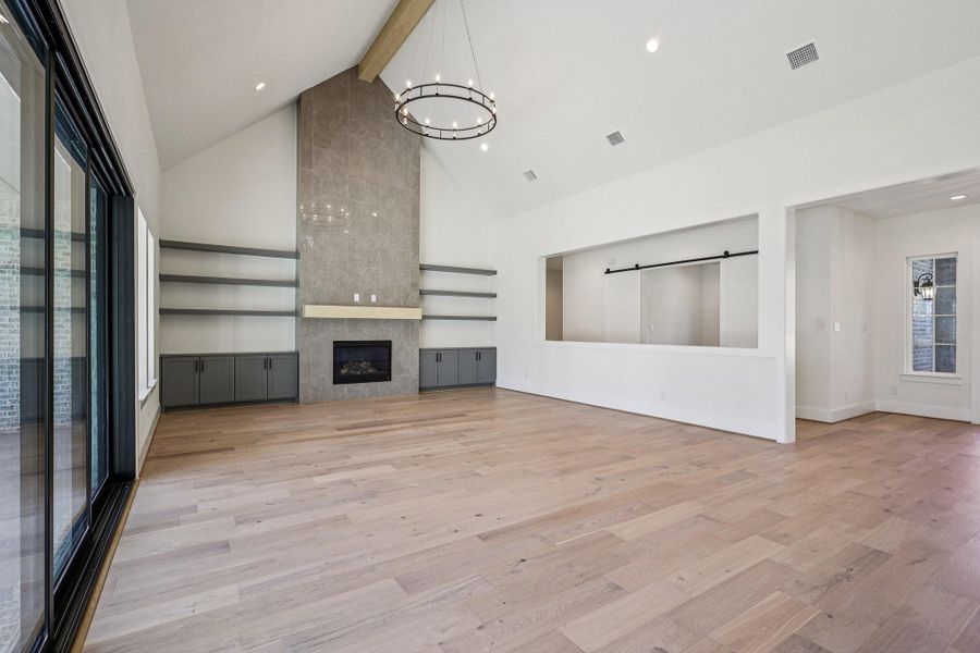 Spacious, unfurnished interior of a new home in Homestead Hill, New Waverly (Image 24).