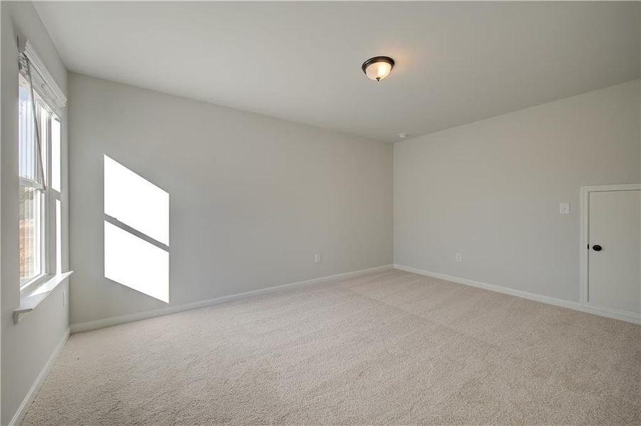 Spacious, unfurnished interior of a new home in Abbotts Crossing, Conyers (Image 20).