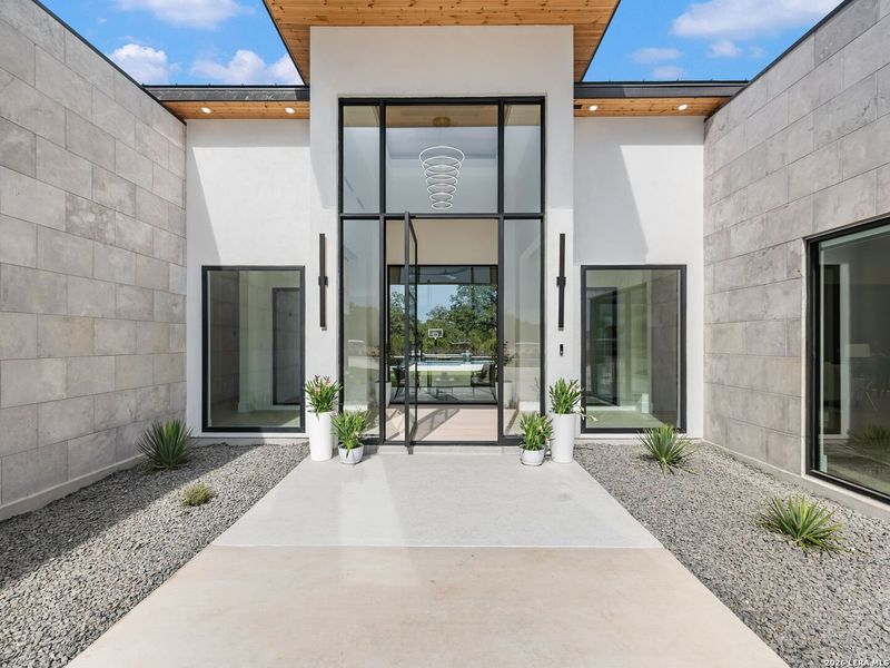 Exterior details and patio area of a home in , Fair Oaks Ranch (Image 26).