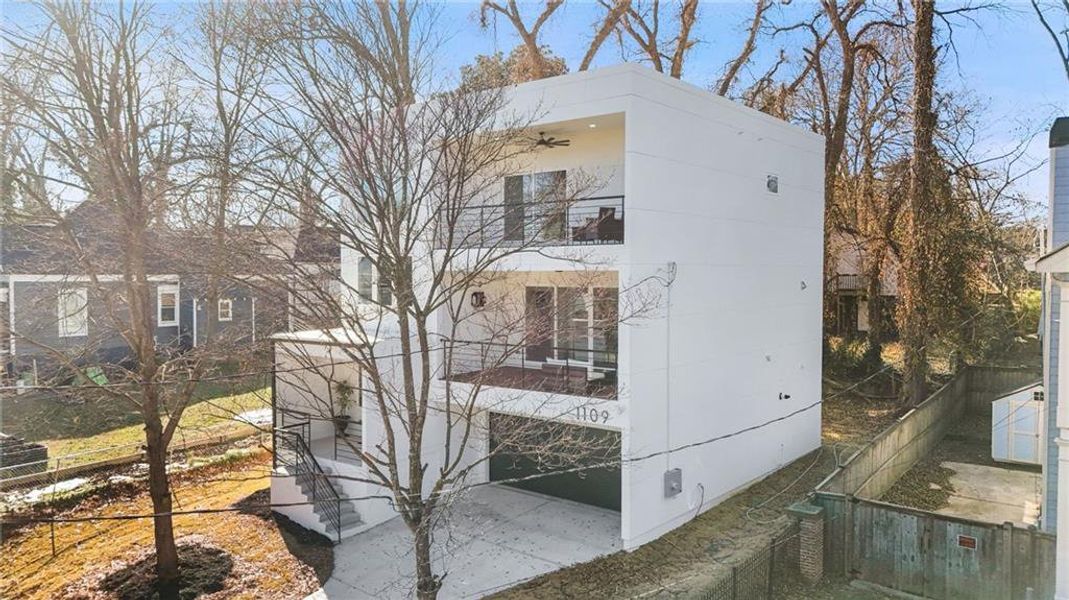 Exterior details and patio area of a home in , Atlanta (Image 20).