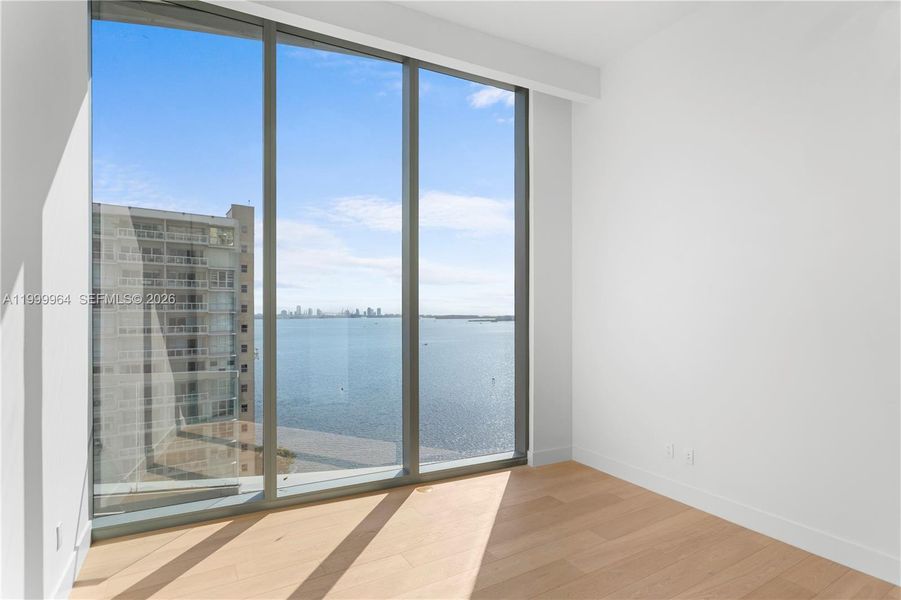 Spacious, unfurnished interior of a new home in , Miami (Image 16).
