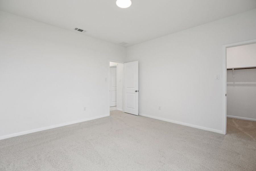 Spacious, unfurnished interior of a new home in Crosswinds, Kyle (Image 26). Spacious, unfurnished interior of a new home in Crosswinds, Kyle (Image 26).