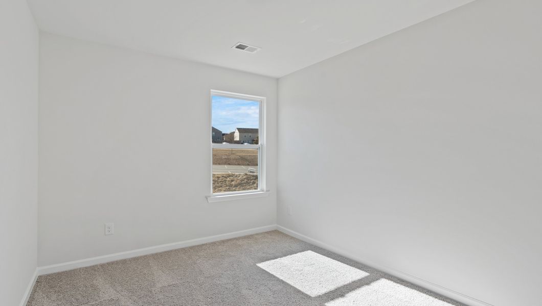 Spacious, unfurnished interior of a new home in Covington Village, Greer (Image 18).