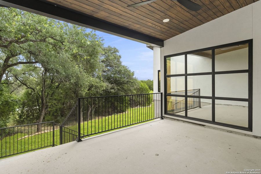 Image 32 of a home in .