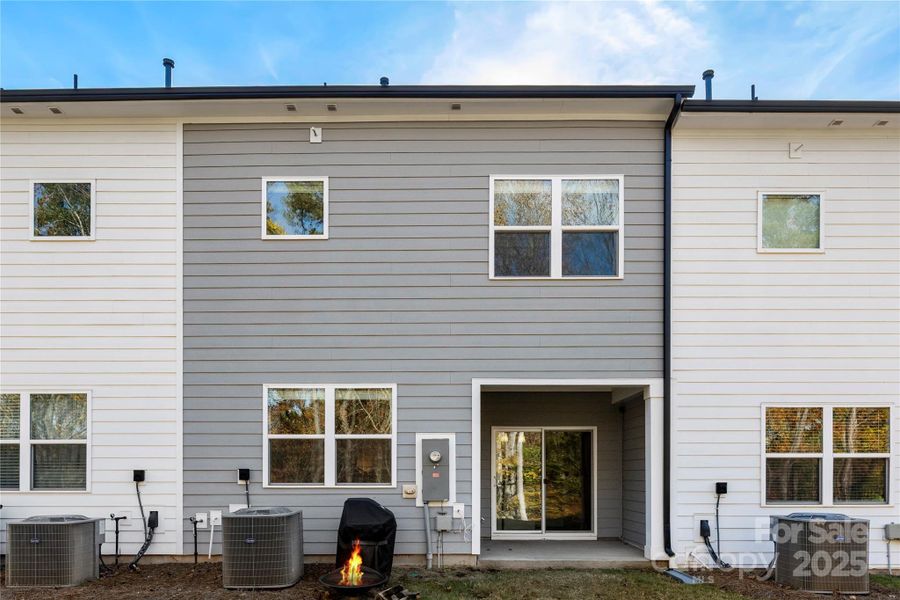Exterior details and patio area of a home in , Charlotte (Image 3).
