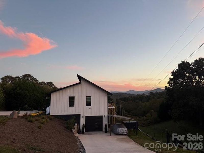 Beautiful Sunset from Wrap around Deck Beautiful Sunset from Wrap around Deck