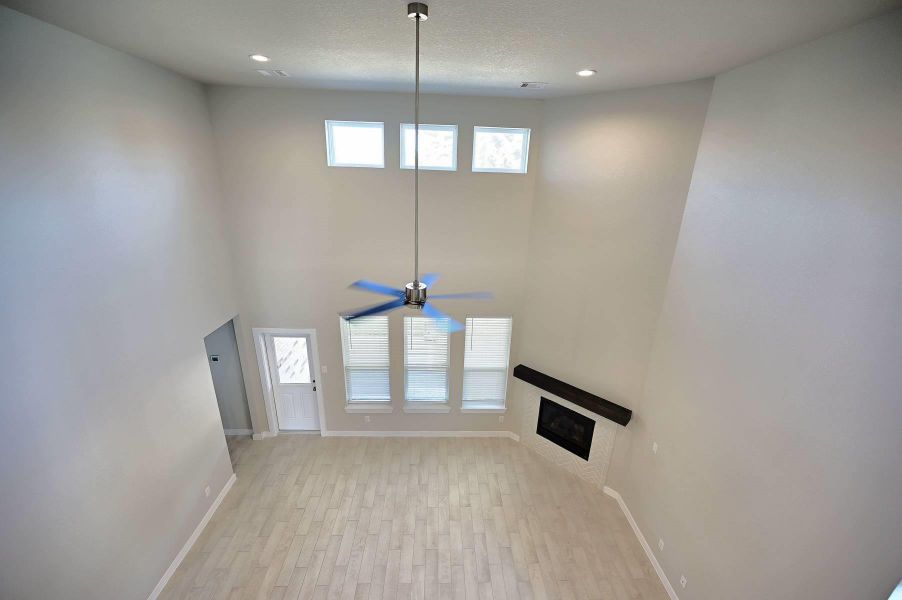 Spacious, unfurnished interior of a new home in Oakwood, Tomball (Image 15). Spacious, unfurnished interior of a new home in Oakwood, Tomball (Image 15).