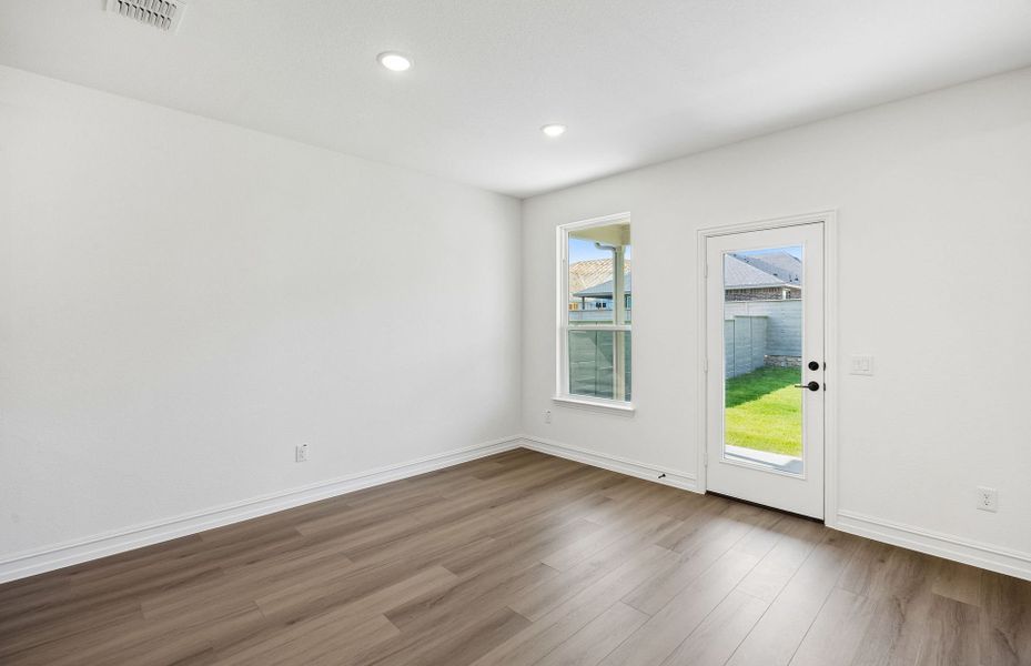 Spacious, unfurnished interior of a new home in Treeline, Justin (Image 23). Spacious, unfurnished interior of a new home in Treeline, Justin (Image 23).