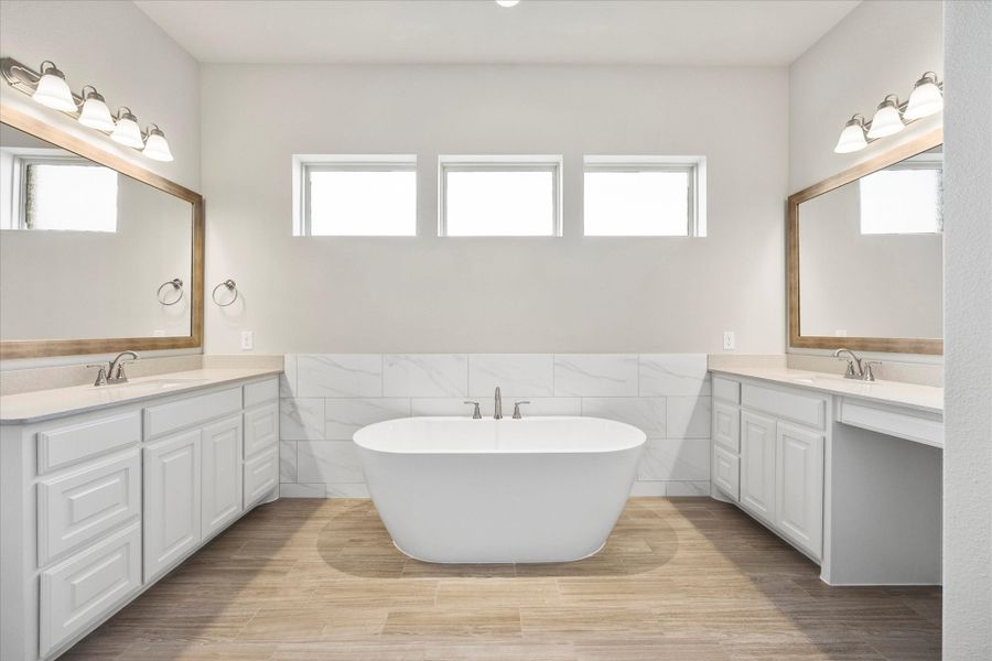 Representative furnished interior of a home built from the Riverdale by Windsor Homes in Ridge Pointe Estates, McLendon-Chisholm (Image 14).