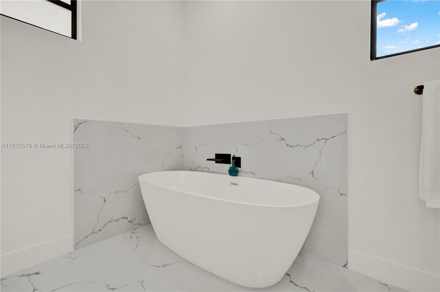 Furnished interior view inside a new home in , Port Charlotte (Image 5).