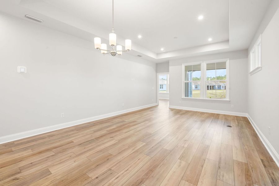 Spacious, unfurnished interior of a new home in Sun City Hilton Head, Bluffton (Image 20).