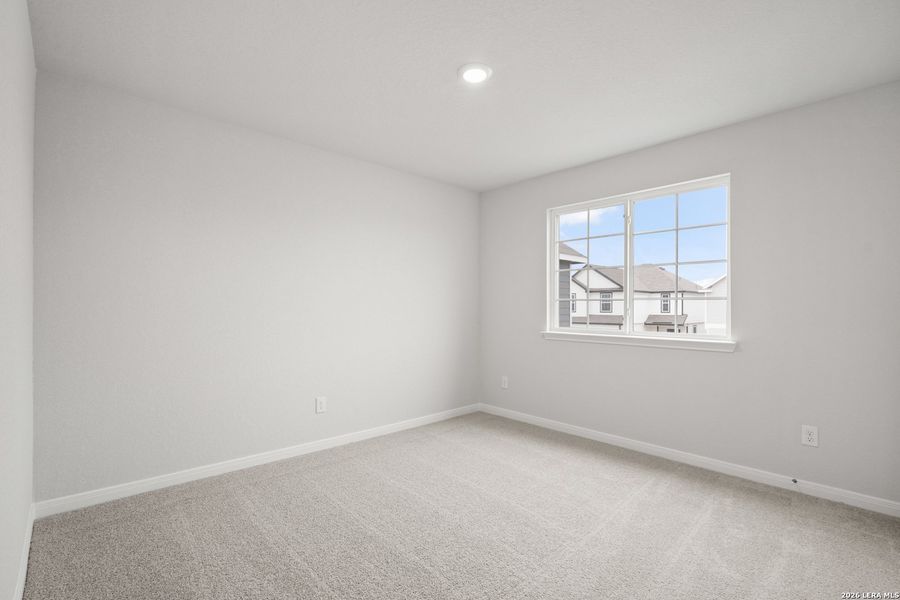 Spacious, unfurnished interior of a new home in Abbott Place, St. Hedwig (Image 15).