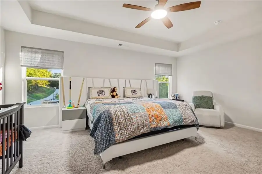 Furnished interior view inside a new home in , Dallas (Image 24).