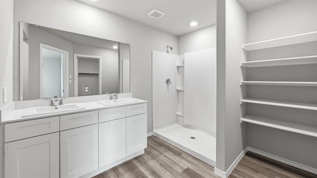 Furnished interior view inside a new home in Hickory Grove, Krum (Image 6).