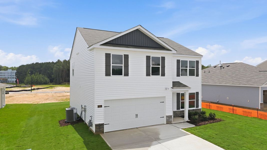 Exterior details and patio area of a home in Hunter Hill, Rocky Mount (Image 3).