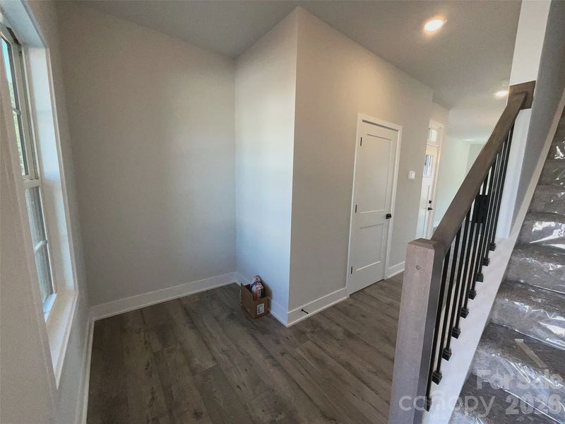 Spacious, unfurnished interior of a new home in Pine Trace, Gastonia (Image 11).