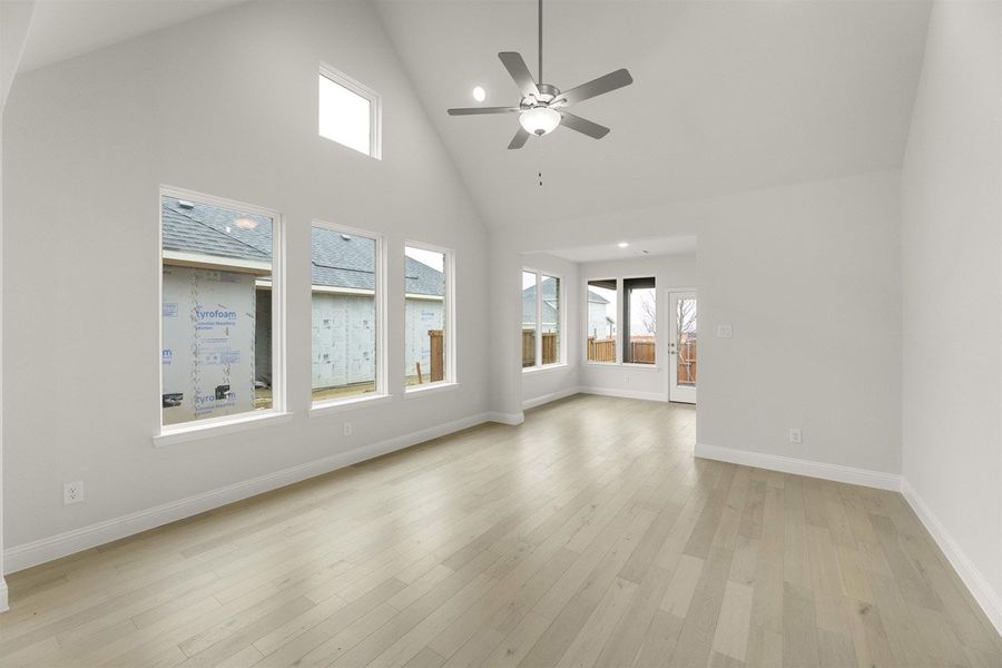 Representative unfurnished interior of a home built from the Campion by Pacesetter Homes in La Terra at Uptown Celina, Celina (Image 21).