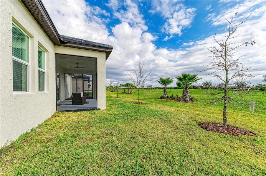 Exterior details and patio area of a home in , Parrish (Image 36).