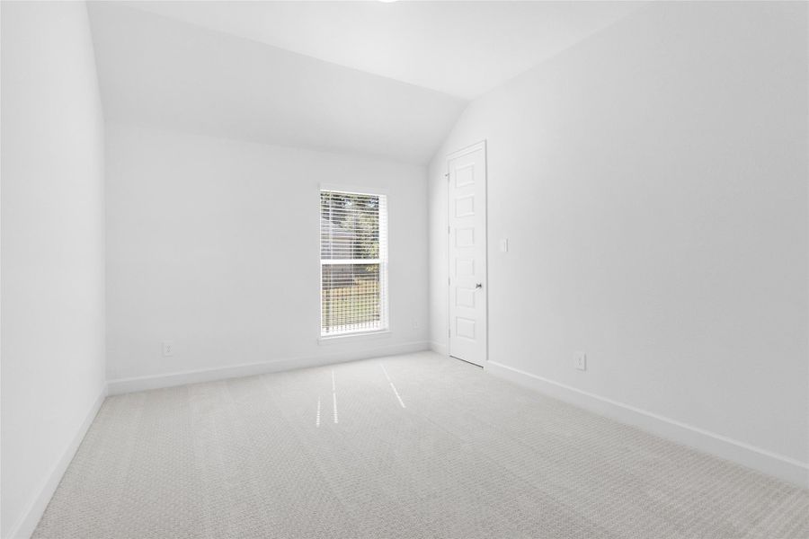 Spacious, unfurnished interior of a new home in Audubon Park 70', Magnolia (Image 13).