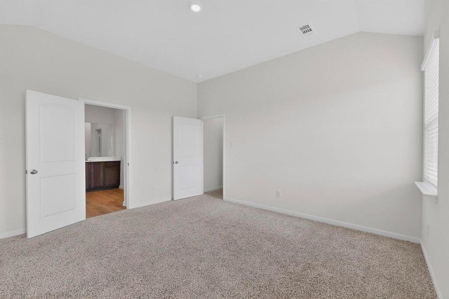 Spacious, unfurnished interior of a new home in Patriot Estates, Venus (Image 38).