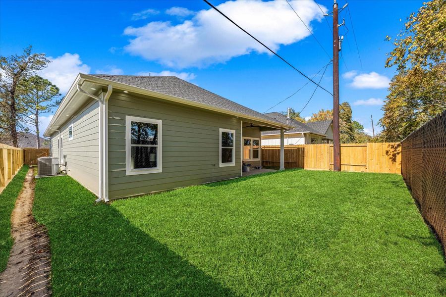Exterior details and patio area of a home in , La Porte (Image 27).