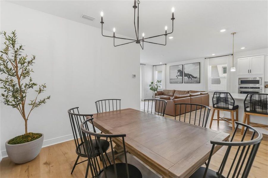 Furnished interior view inside a new home in , Clermont (Image 7).