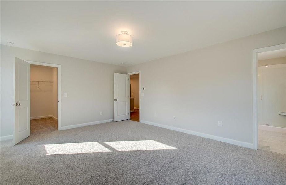 Spacious, unfurnished interior of a new home in Wildwood Place, Powder Springs (Image 24).