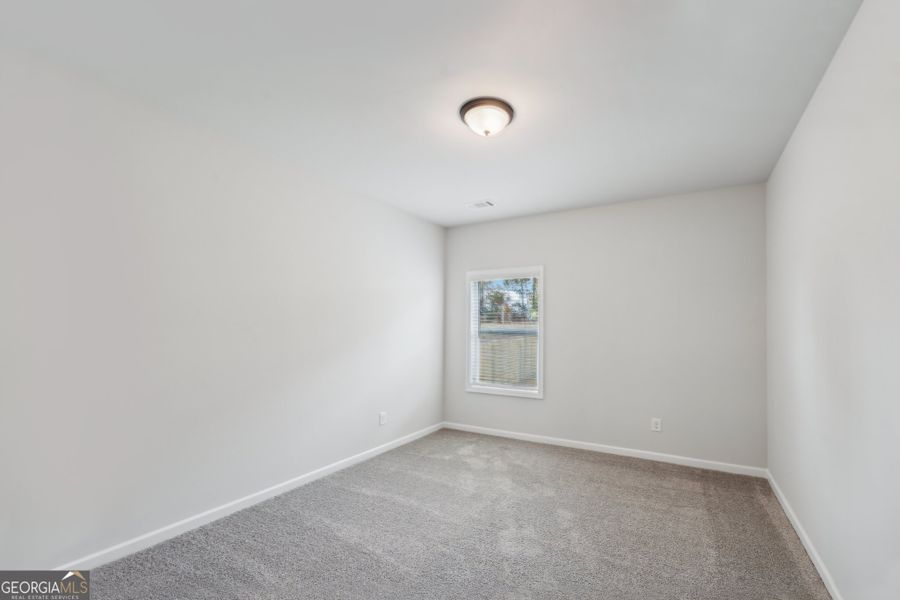 Spacious, unfurnished interior of a new home in Ponderosa Farms Manor, Gainesville (Image 66). Spacious, unfurnished interior of a new home in Ponderosa Farms Manor, Gainesville (Image 66).