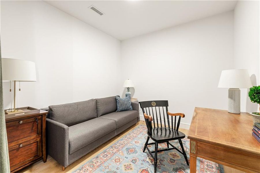 Furnished interior view inside a new home in , Atlanta (Image 47).
