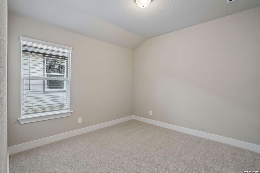 Spacious, unfurnished interior of a new home in Stetson Ridge, Marion (Image 38).