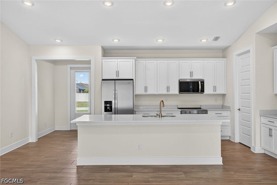 Furnished interior view inside a new home in Cape Coral, Cape Coral (Image 18).