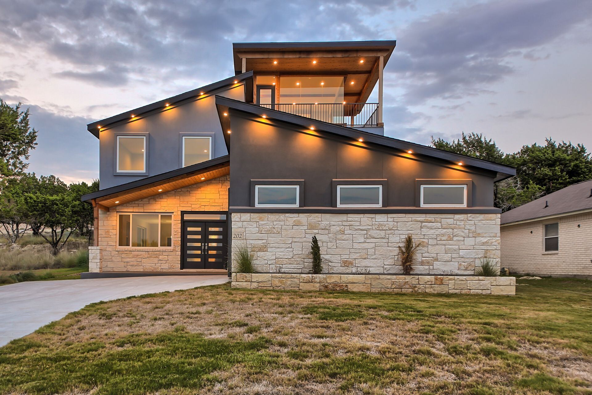 A showcase of a new construction home by Kenwood Home, highlighting their design and quality (Image 1).