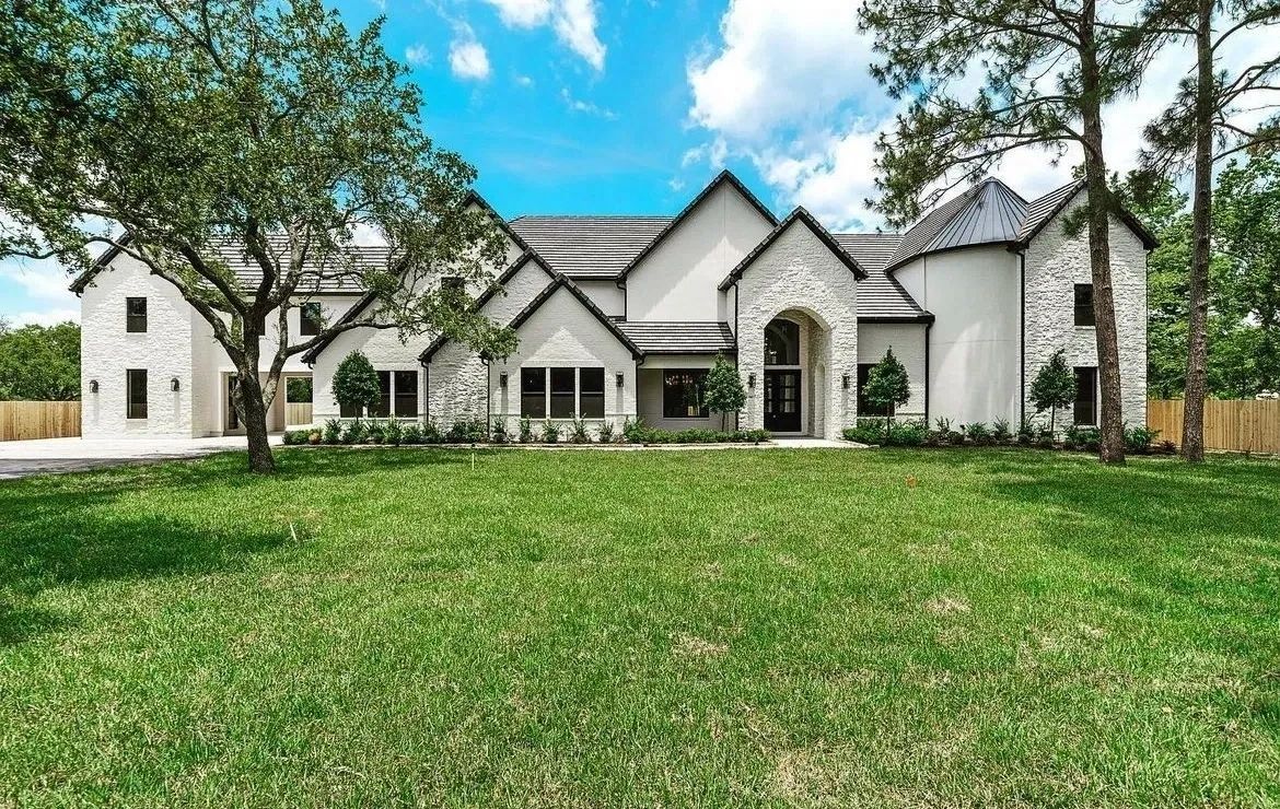 A showcase of a new construction home by McDaniel Homes, highlighting their design and quality (Image 1).