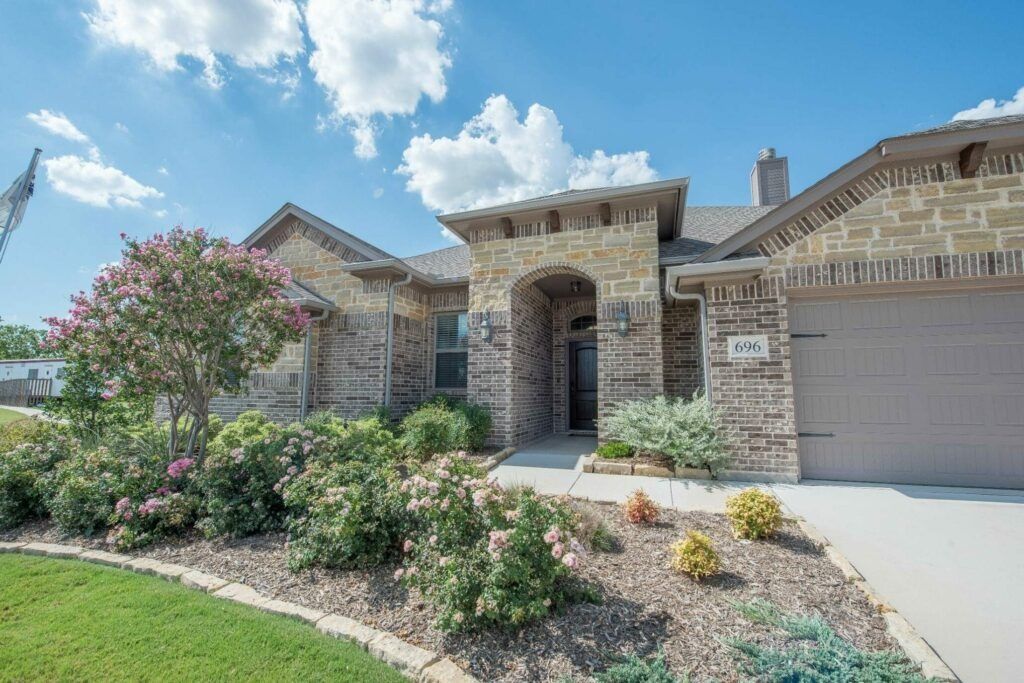 Image 1 of the Willow Vista Estates community in Fort Worth, TX.