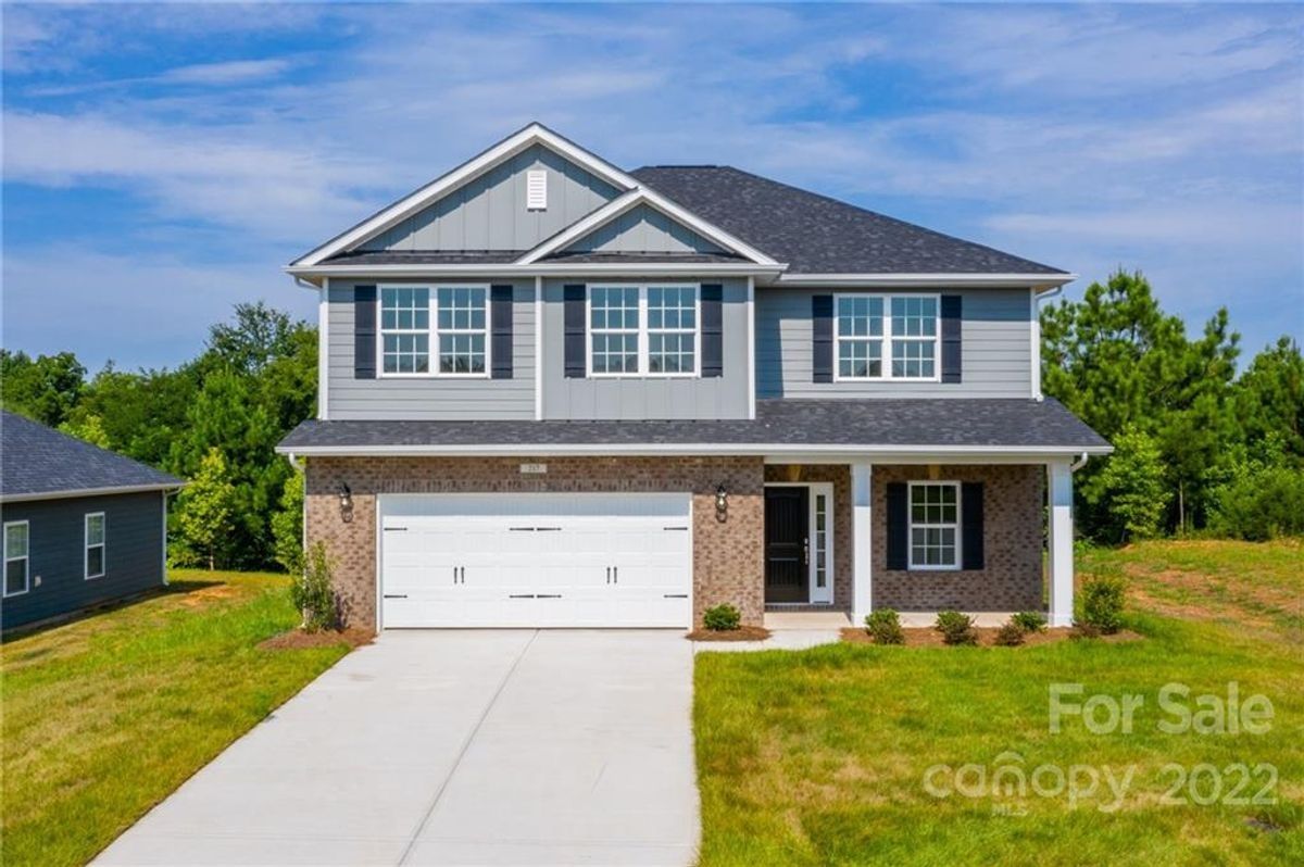 Image 1 of the Erskine Woods community in Bessemer City, NC.