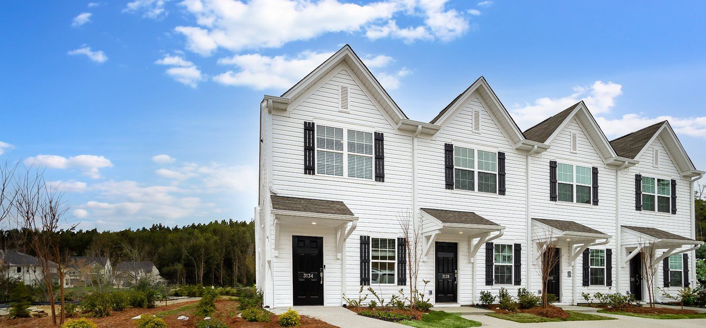 Hillcrest Streetscape 041025