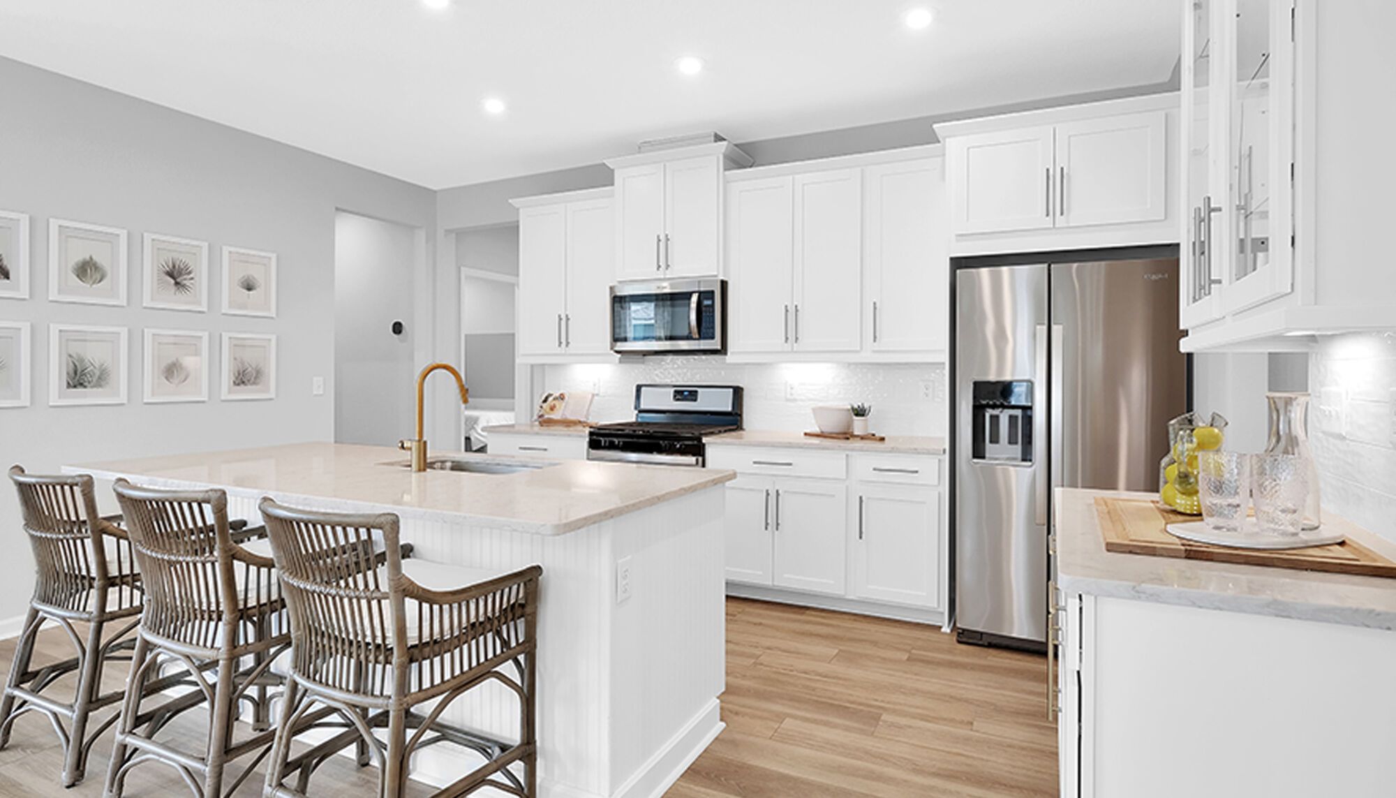 Image 1 of the Bella Lago community in Asbury Lake, FL.