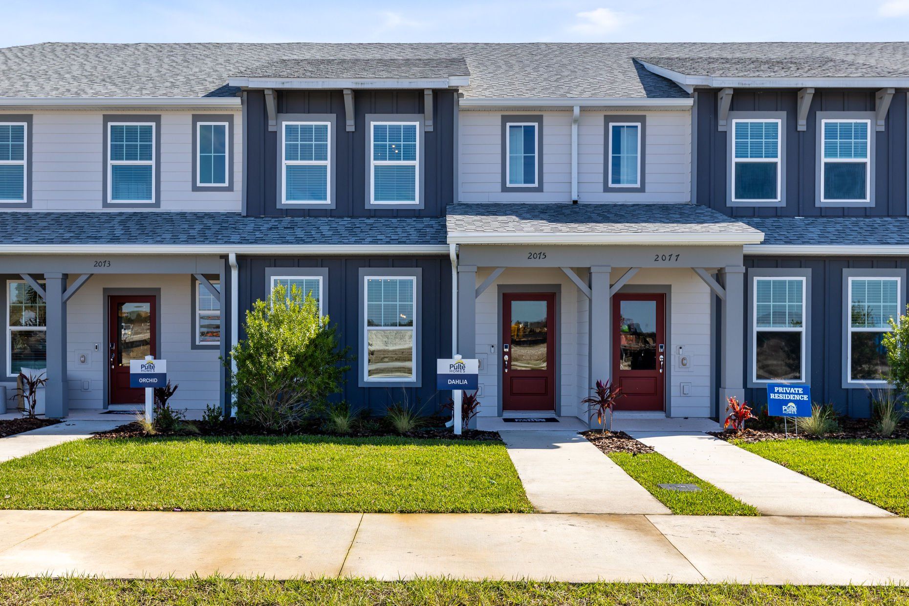 Front exterior of a new home in Tohoqua, Kissimmee, FL, highlighting curb appeal (Image 1). Front exterior of a new home in Tohoqua, Kissimmee, FL, highlighting curb appeal (Image 1).