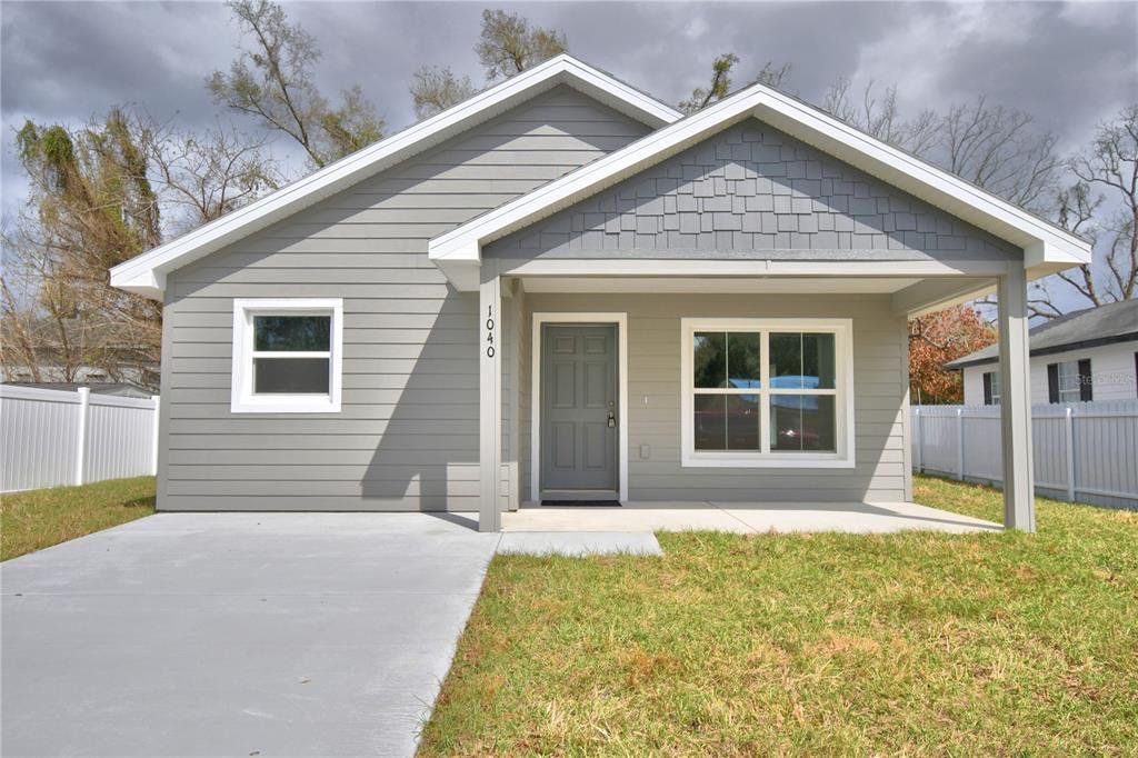Front exterior of a new home in , Bartow, FL, highlighting curb appeal (Image 1). Front exterior of a new home in , Bartow, FL, highlighting curb appeal (Image 1).