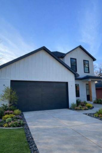 Front exterior of a new home in , Dallas, TX, highlighting curb appeal (Image 1). Front exterior of a new home in , Dallas, TX, highlighting curb appeal (Image 1).