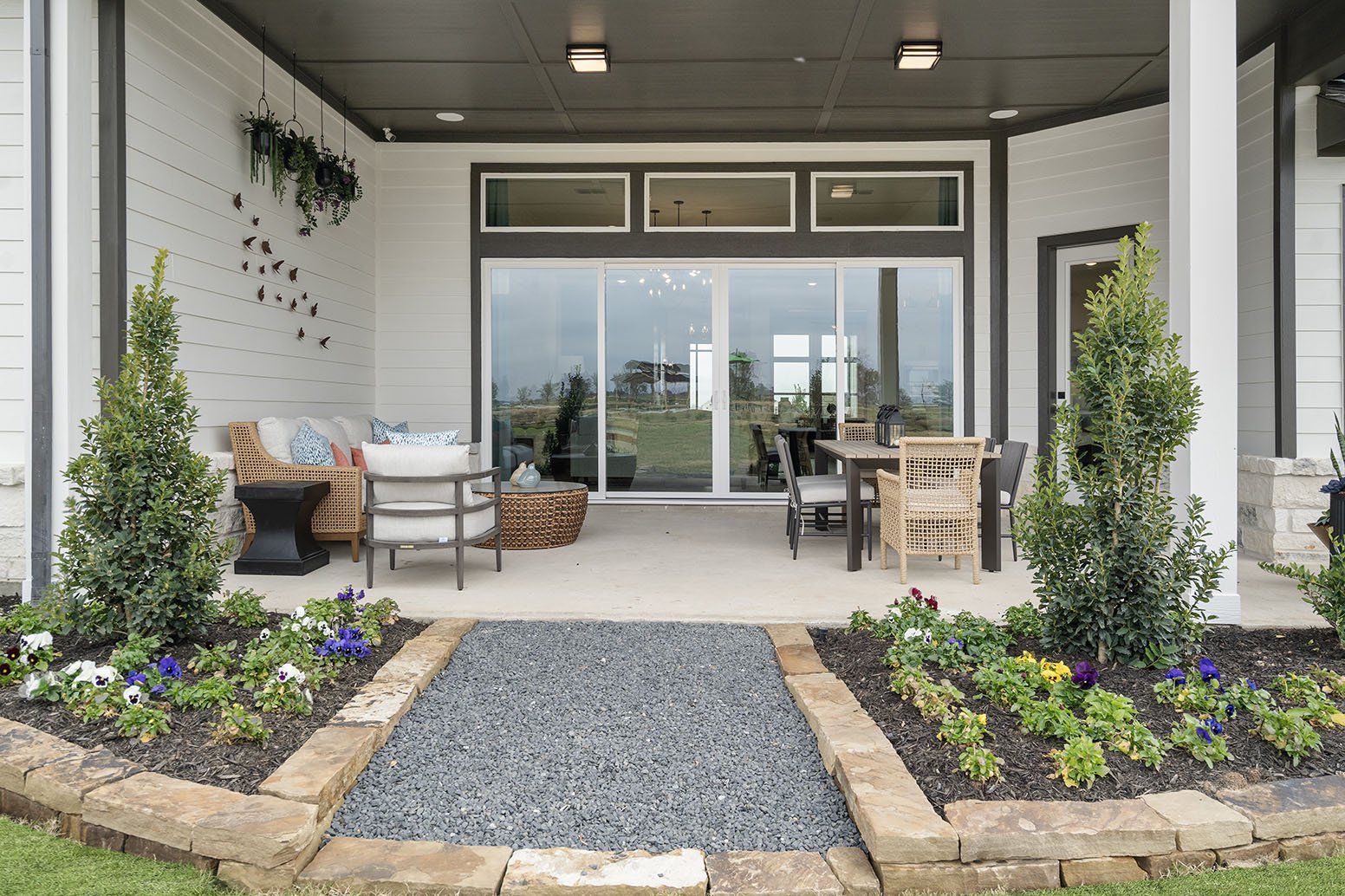 Representative exterior details of a home built from the The Magellan by David Weekley Homes in Lakeview, Waller (Image 1). Representative exterior details of a home built from the The Magellan by David Weekley Homes in Lakeview, Waller (Image 1).