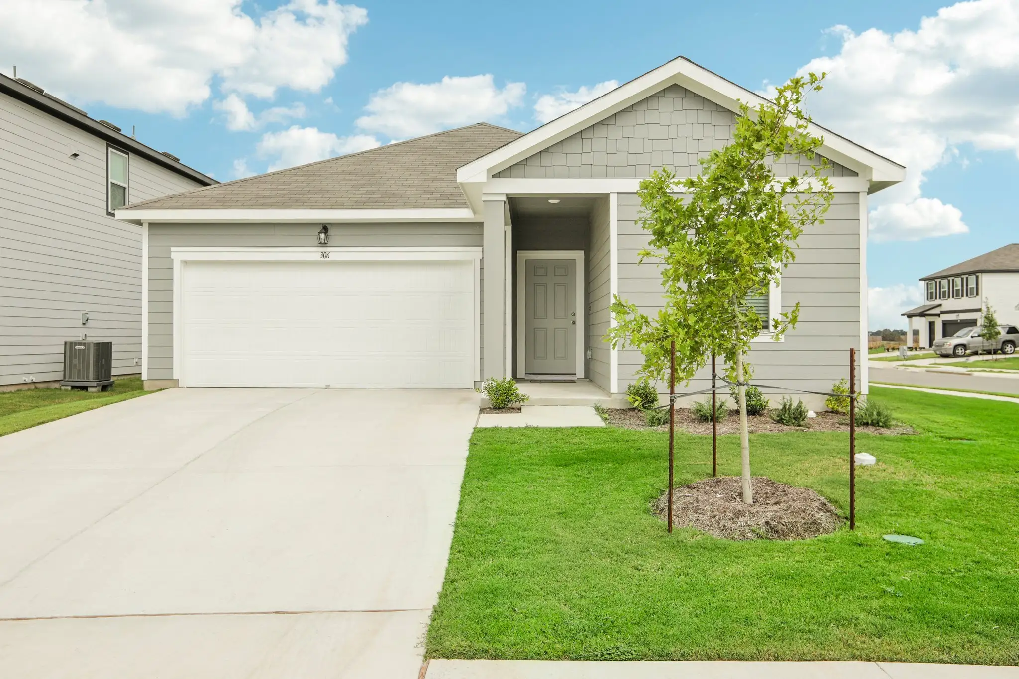 Exterior details and patio area of a home in Castlewood South, Taylor (Image 1).