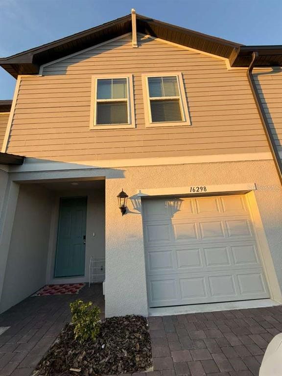 Exterior details and patio area of a home in , Clermont (Image 1). Exterior details and patio area of a home in , Clermont (Image 1).