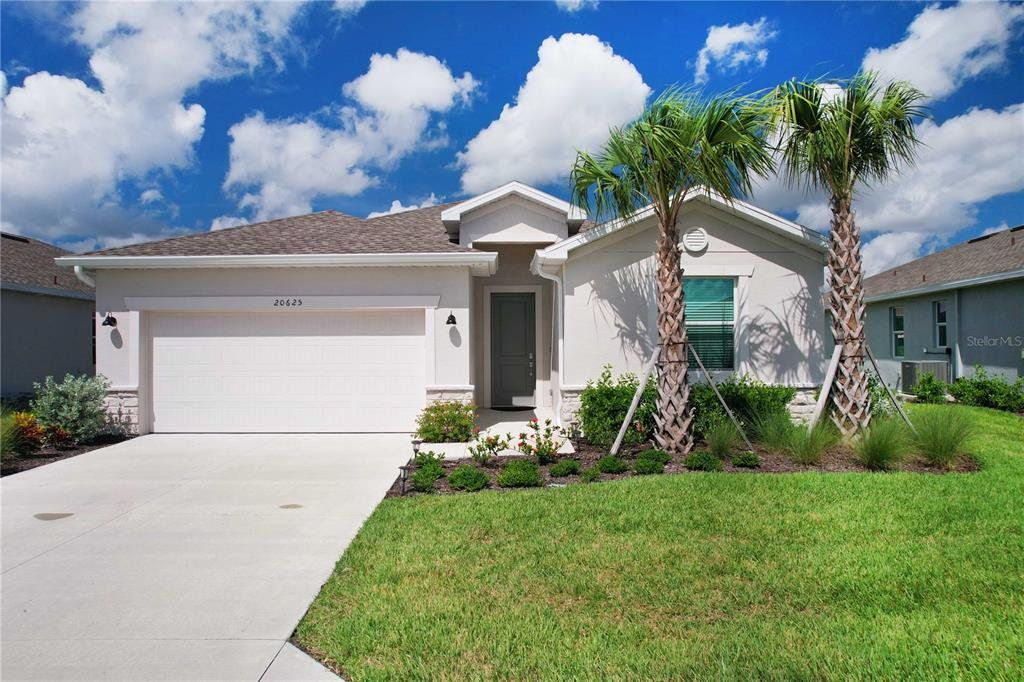 Exterior details and patio area of a home in , Lehigh Acres (Image 1). Exterior details and patio area of a home in , Lehigh Acres (Image 1).