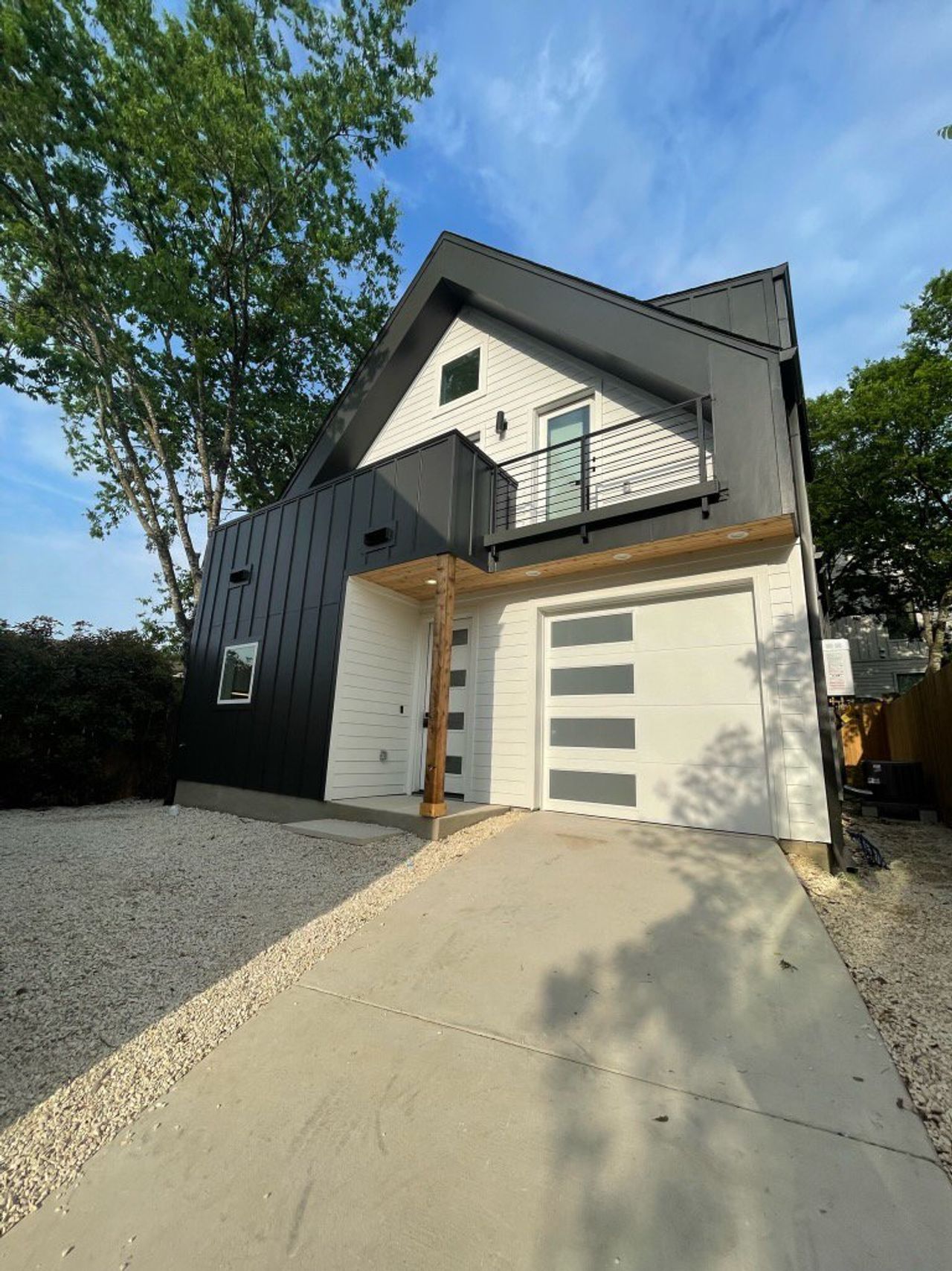 A showcase of a new construction home by Bravo Petro Homes, highlighting their design and quality (Image 2).