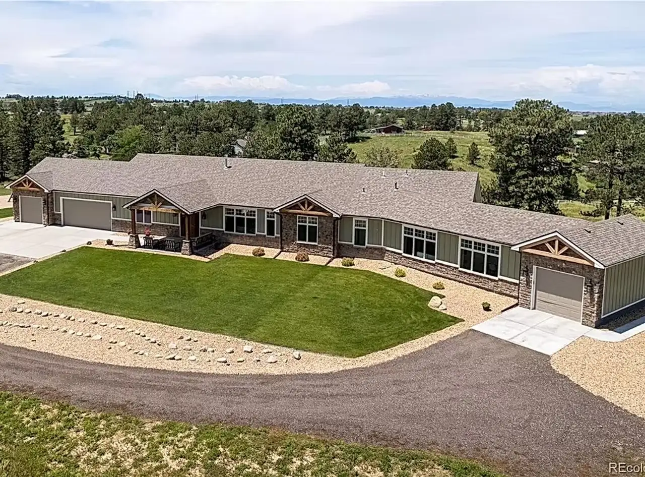 A showcase of a new construction home by Blue Horse Custom Homes, highlighting their design and quality (Image 2).