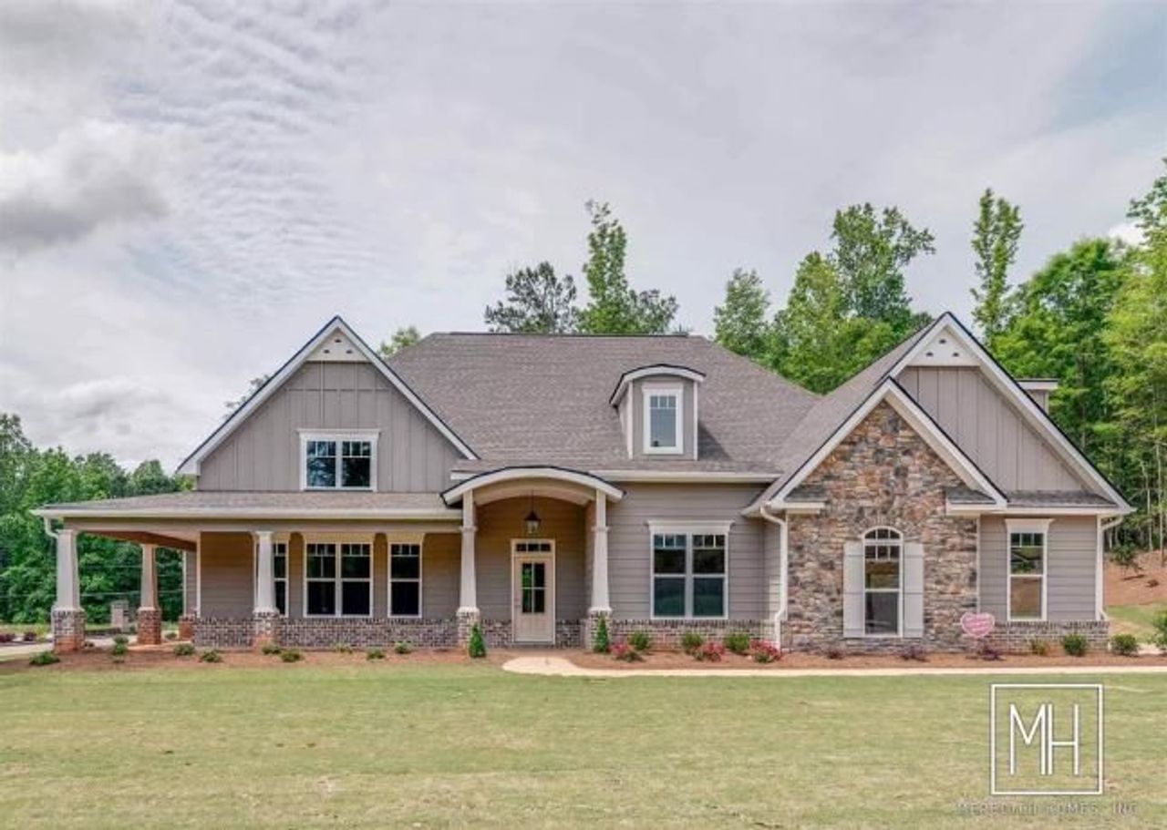 A showcase of a new construction home by Meredith Homes, highlighting their design and quality (Image 2).