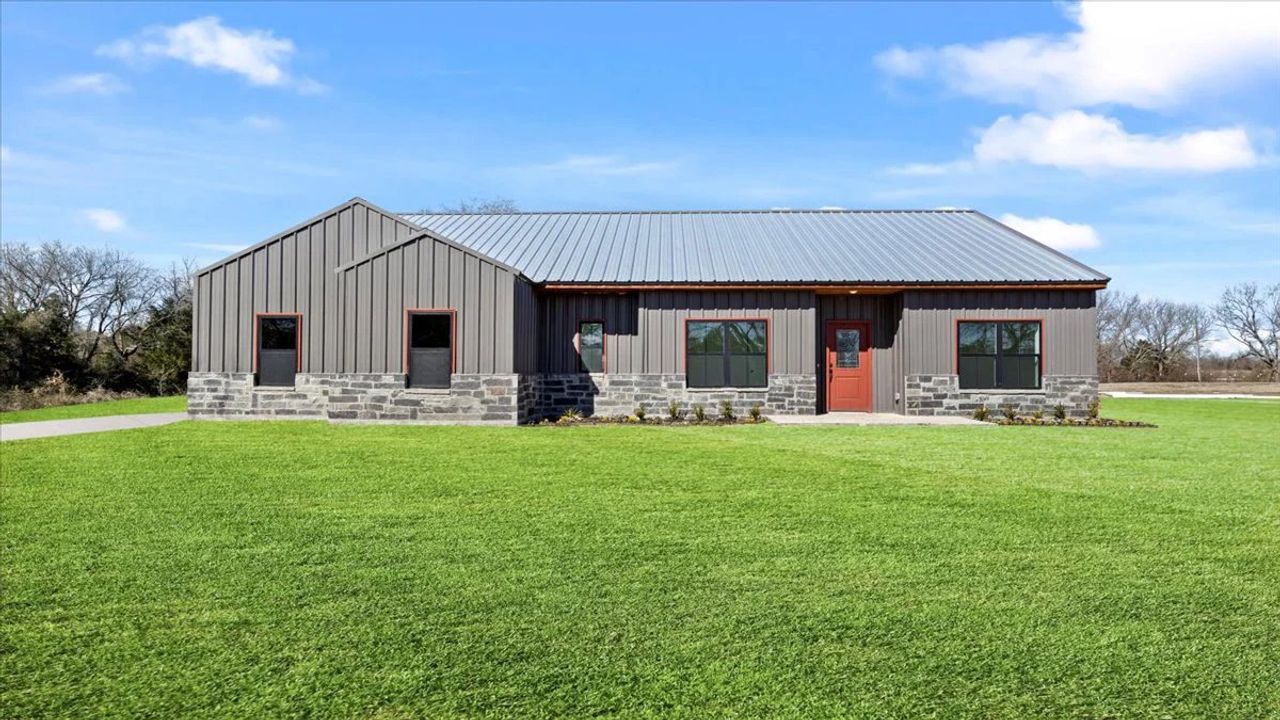 A showcase of a new construction home by Armadillo Homes and Construction, highlighting their design and quality (Image 2). A showcase of a new construction home by Armadillo Homes and Construction, highlighting their design and quality (Image 2).