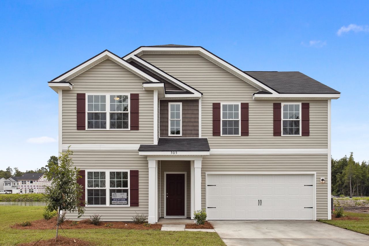 Front exterior of a home in the The Glen at 15 West community, located in Hinesville, GA (Image 2).